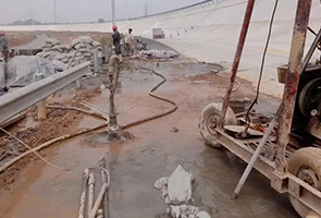 昌都公路钻孔施工
